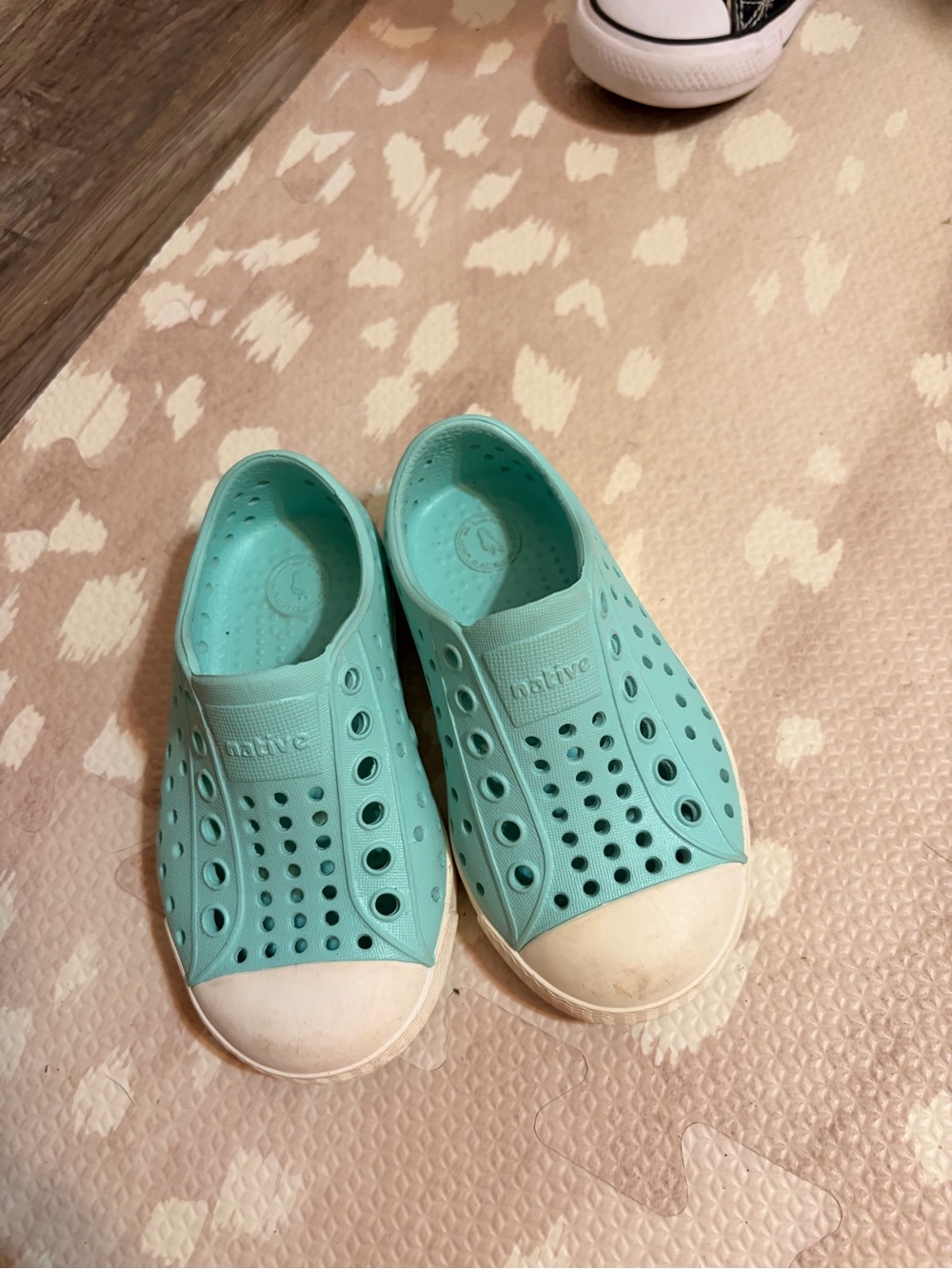 Native Kids Slip-On Water Shoes in Aqua Blue with White Toe